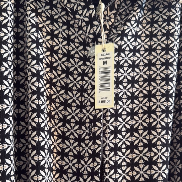 Elegant Black and White Patterned Dress - Picture 2 of 2